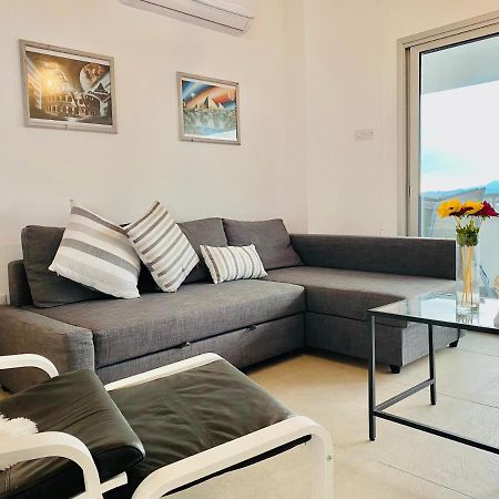 拉纳卡Panoramic Seaside Getaway, 2-Br Penthouse公寓 外观 照片