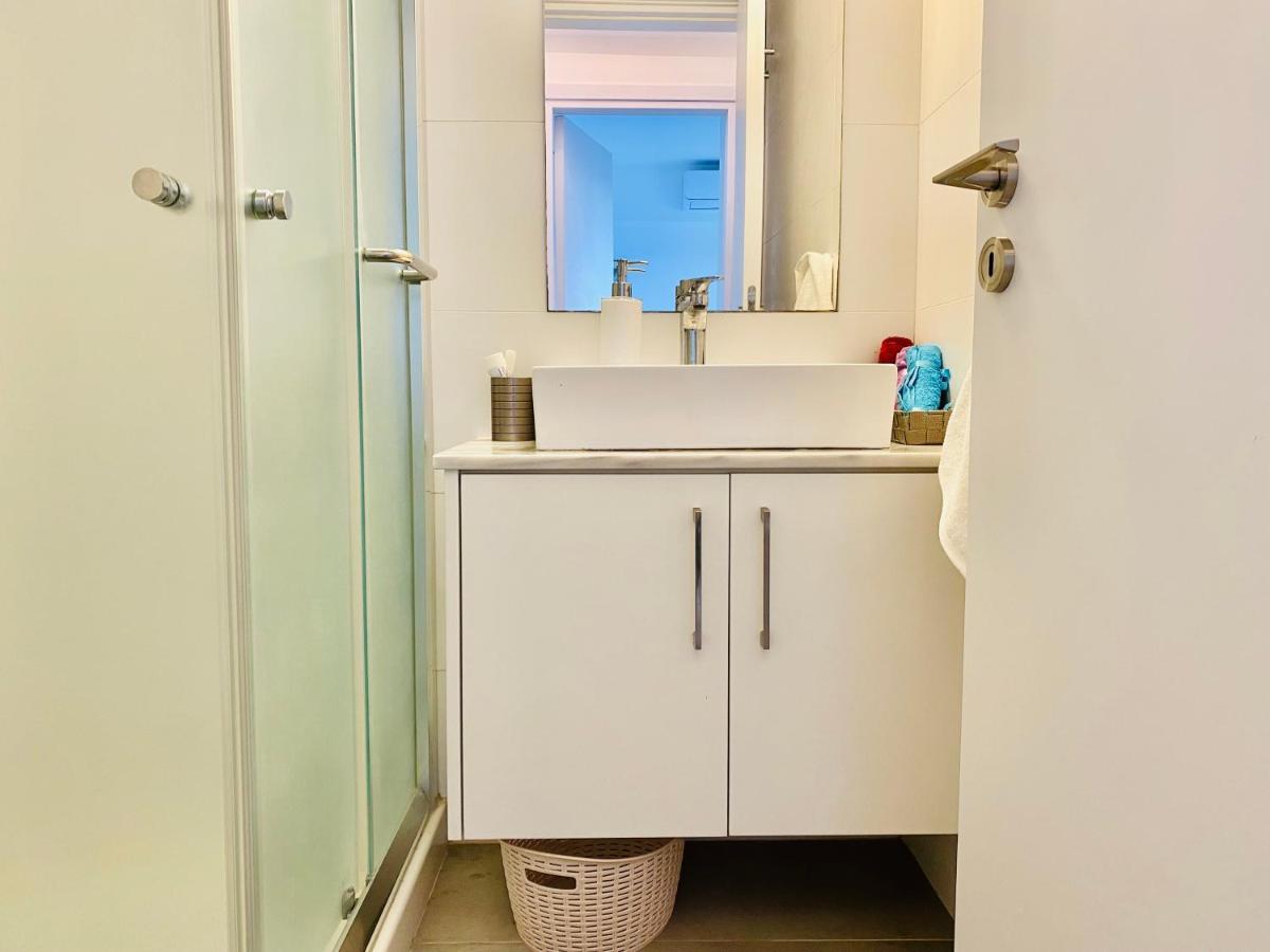 拉纳卡Panoramic Seaside Getaway, 2-Br Penthouse公寓 外观 照片