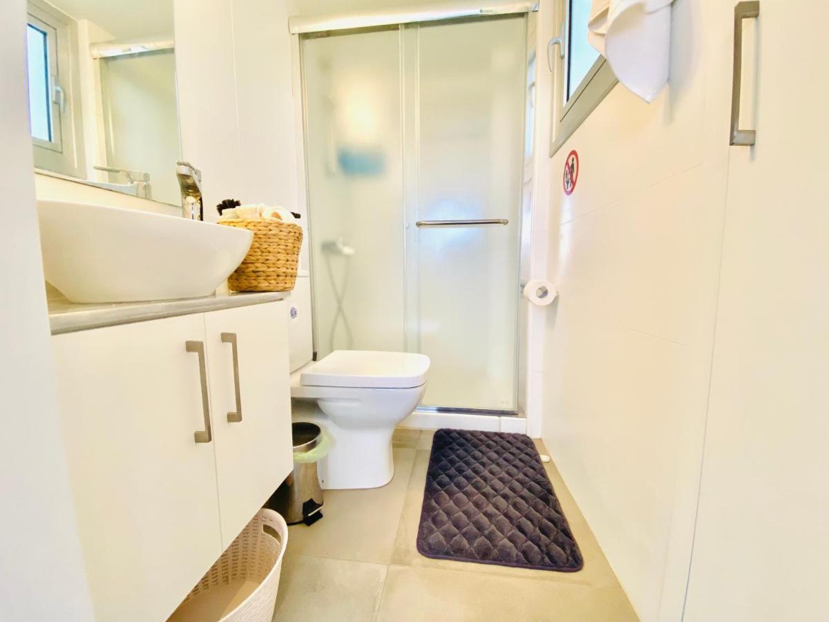 拉纳卡Panoramic Seaside Getaway, 2-Br Penthouse公寓 外观 照片